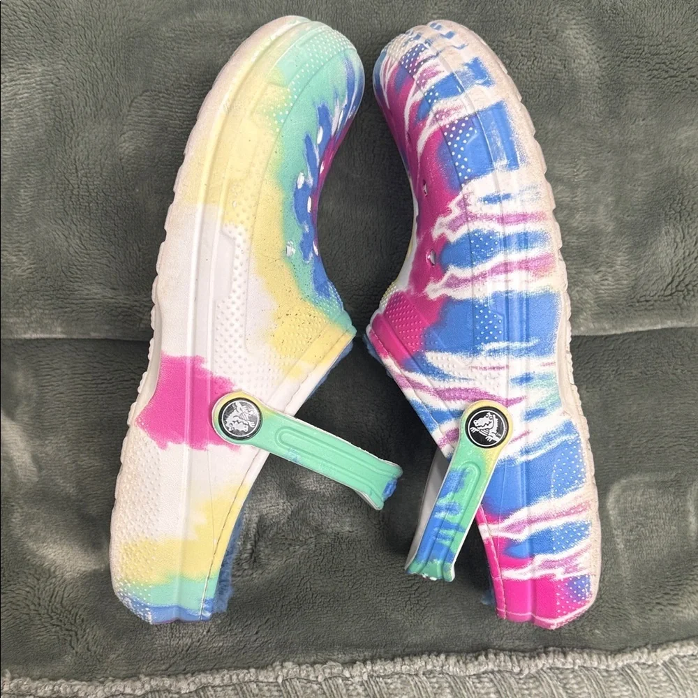CROCS Kids Tie-Dye Slippers - Multicolor